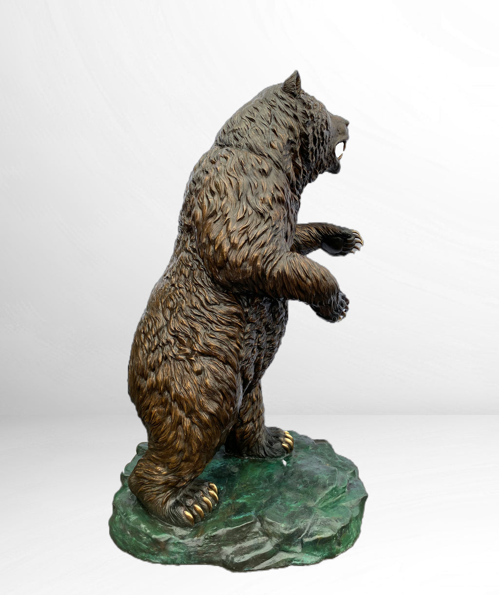 Roaring Bear