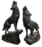 Pair of Howling Wolves