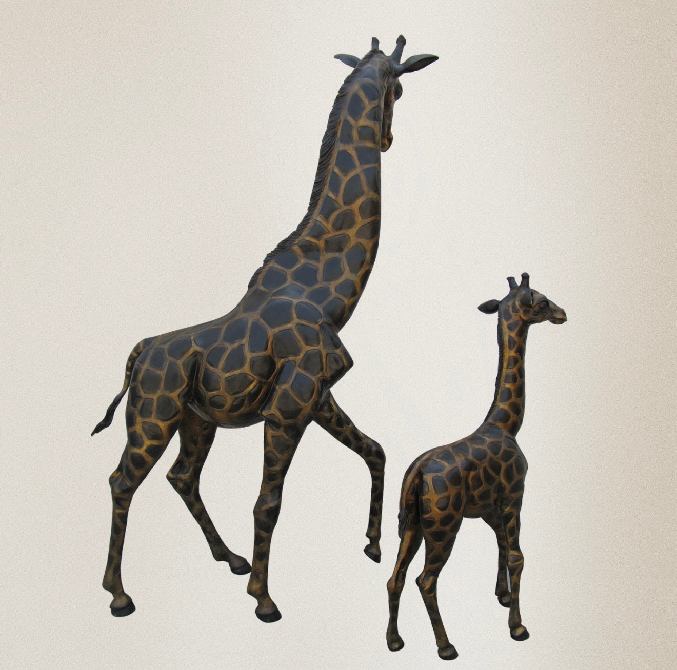 Giraffe Pair