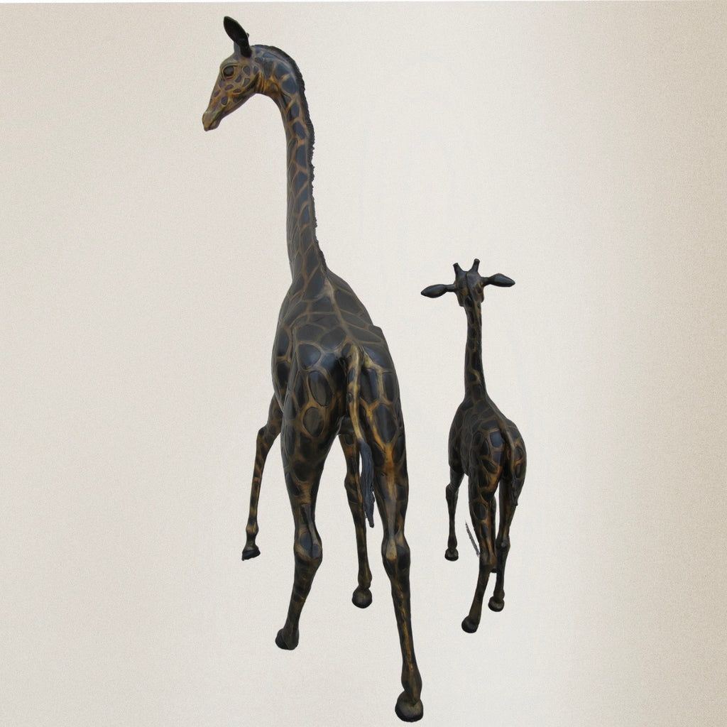 Giraffe Pair
