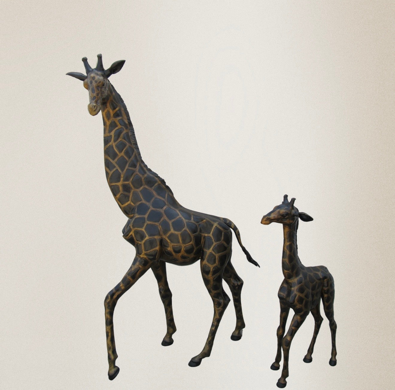 Giraffe Pair