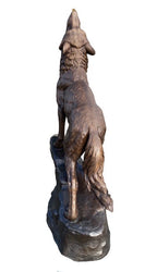 Howling Wolf